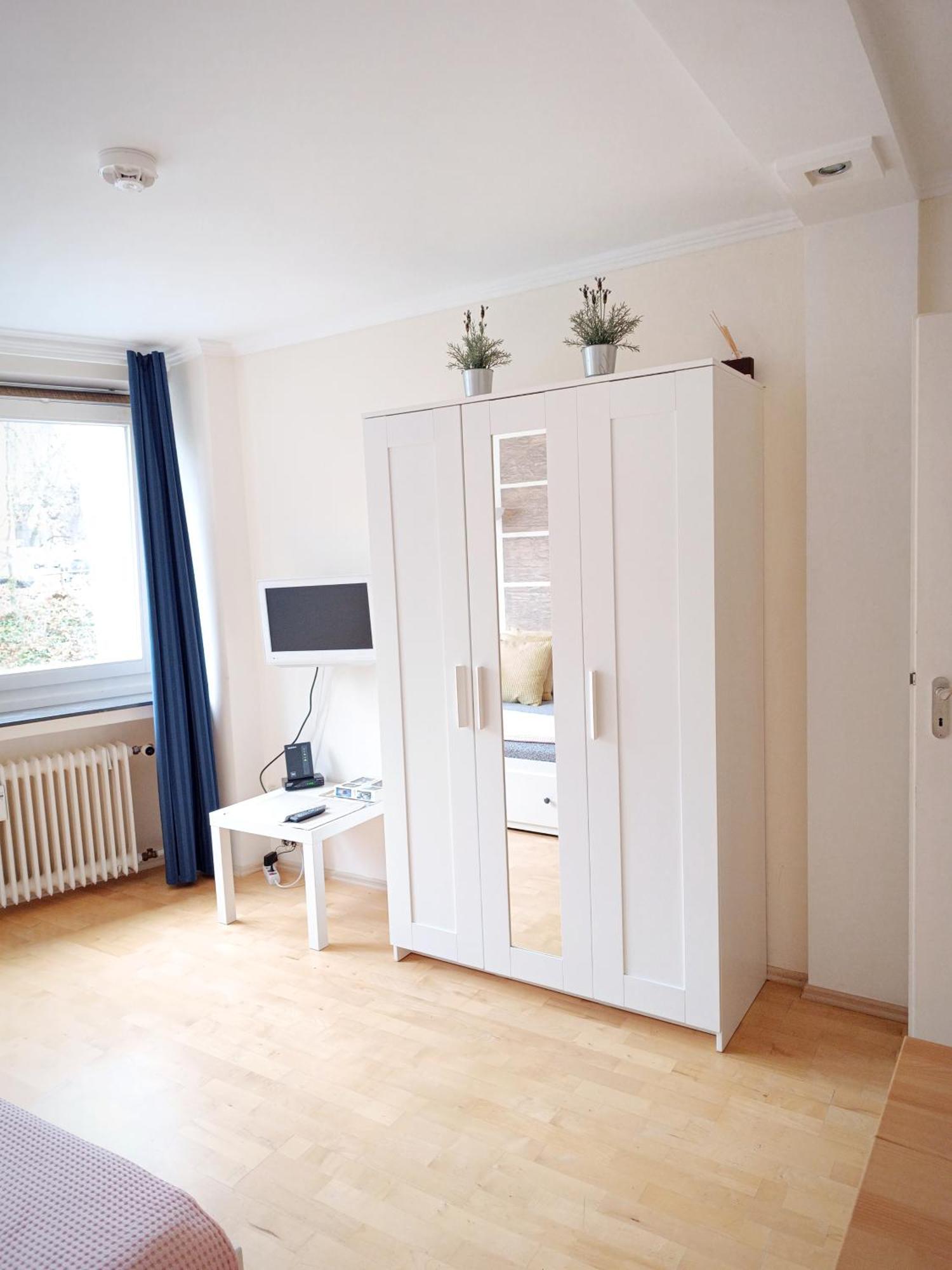Apartment Am Bach Аугсбург Экстерьер фото
